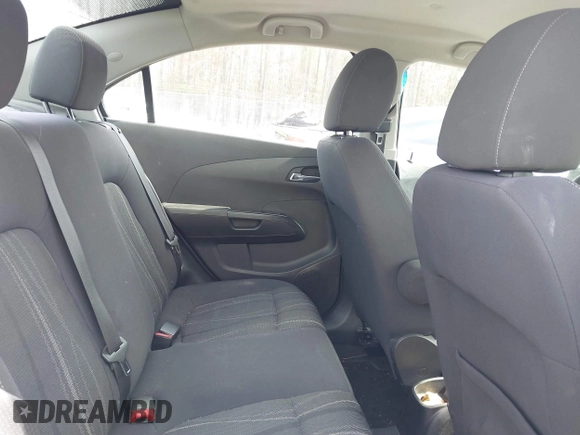 2014 Chevrolet Sonic LT с VIN 1G1JC5SH6E4153549, выставлен на аукционе IAAI как лот 41675769 с пробегом 149 038 миль миль и . История ставок и продаж доступна на DreamBid. Изображение 8.