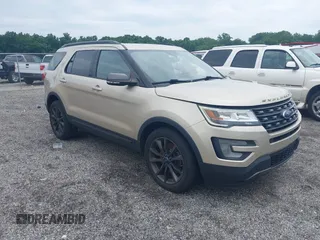 2017 Ford Explorer XLT with VIN 1FM5K8D87HGC65169, listed as a IAAI auction lot 42738102 with 201,866 mi miles and . Bid and sale history available at DreamBid. Image 1.