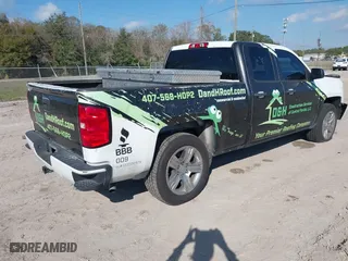 2018 Chevrolet Silverado 1500 Custom with VIN 1GCRCPEC6JZ199689, listed as a IAAI auction lot 41444651 with 136,998 mi miles. Bid and sale history available at carsss.com. Image 4.