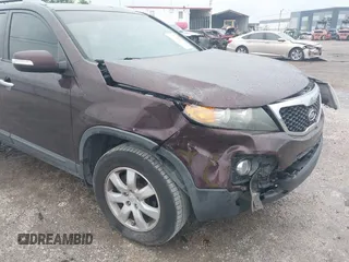2011 Kia Sorento LX with VIN 5XYKT3A13BG094591, listed as a IAAI auction lot 41986727 with 237,681 mi miles. Bid and sale history available at carsss.com. Image 6.