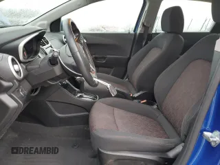 2018 Chevrolet Sonic LT z VIN 1G1JD6SB7J4102103, wystawiony jako Copart lot #85656674 z przebiegiem 29 877 mil mil oraz Szkoda całkowita • Salvage title. Historia ofert i sprzedaży dostępna na DreamBid. Obrazek 7.