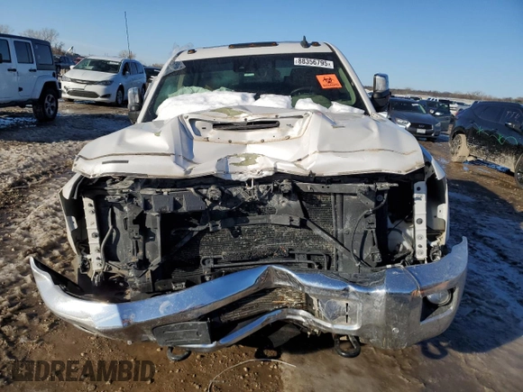 2019 Chevrolet Silverado 3500HD LTZ z VIN 1GC4KXEY7KF237801, wystawiony jako Copart lot #88356795 z przebiegiem Nie podano mil oraz Szkoda całkowita • Salvage title. Historia ofert i sprzedaży dostępna na DreamBid. Obrazek 5.