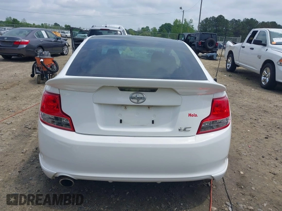 2011 Scion tC z VIN JTKJF5C75B3010638, wystawiony jako IAAI lot #42127293 z przebiegiem 149 320 mil mil oraz . Historia ofert i sprzedaży dostępna na DreamBid. Obrazek 17.