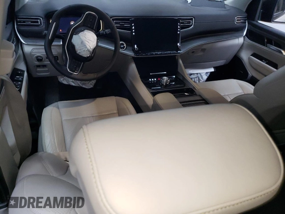 2024 Jeep Wagoneer Series II with VIN 1C4SJUBP3RS135367, listed as a Copart auction lot 56036945 with 39,298 mi miles and Clean title. Bid and sale history available at DreamBid. Image 8.