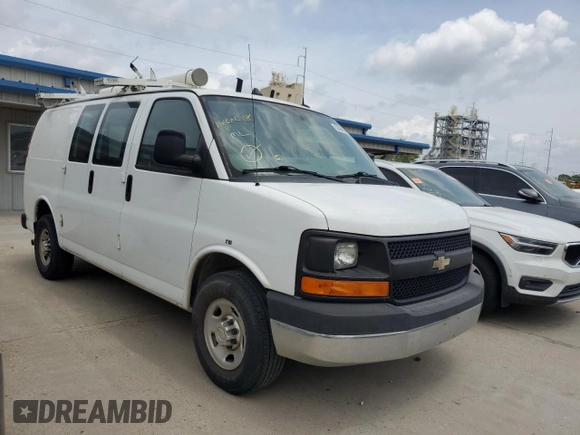 2014 Chevrolet Express Cargo with VIN 1GCWGFCA2E1915057, listed as a Copart auction lot 52590835 with 148,704 mi miles and Clean title. Bid and sale history available at DreamBid. Image 4.