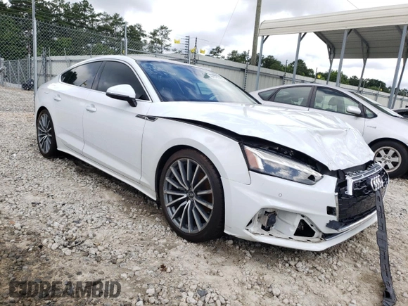 2021 Audi A5 Sportback Premium Plus z VIN WAUCBCF59MA026038, wystawiony jako Copart lot #61085185 z przebiegiem 75 145 mil mil oraz Czysty tytuł • Clean title. Historia ofert i sprzedaży dostępna na DreamBid. Obrazek 4.