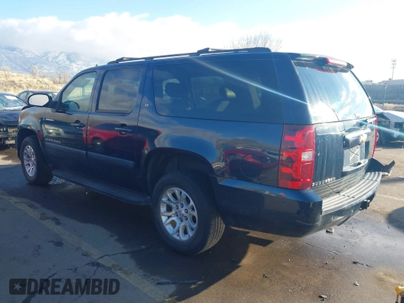 2008 Chevrolet Suburban LTZ with VIN 1GNFK16Y68R143010, listed as a IAAI auction lot 41209402 with 160,182 mi miles. Bid and sale history available at carsss.com. Image 3.
