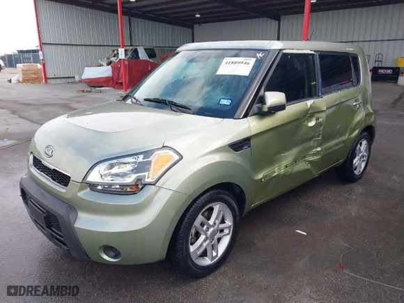 2011 Kia Soul + with VIN KNDJT2A26B7296787, listed as a IAAI auction lot 41889946 with 129,052 mi miles. Bid and sale history available at carsss.com. Image 2.