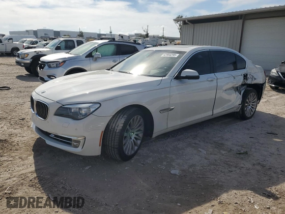 2013 BMW 7 Series 740Li with VIN WBAYE4C58DD137041, listed as a Copart auction lot 42958295 with 209,290 mi miles and Salvage title. Bid and sale history available at DreamBid. Image 1.