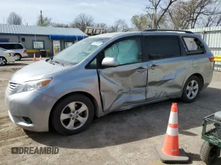 2015 Toyota Sienna LE AAS with VIN 5TDKK3DC7FS652662, listed as a Copart auction lot 49272325 with 129,652 mi miles and Salvage Title. Bid and sale history available at DreamBid. Image 1.
