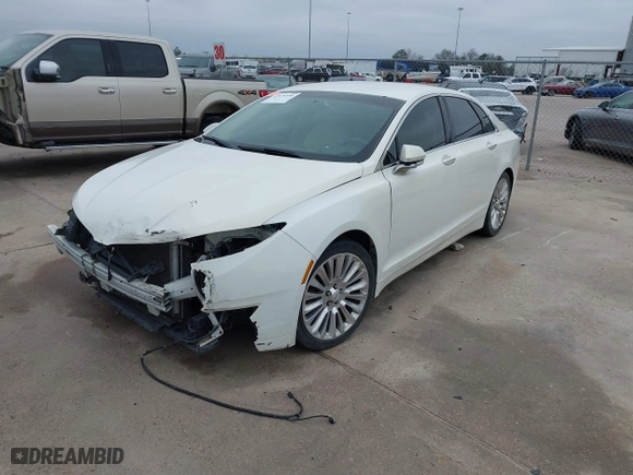 2013 Lincoln MKZ with VIN 3LN6L2GK1DR802742, listed as a IAAI auction lot 41620598 with NaN miles. Bid and sale history available at carsss.com. Image 19.