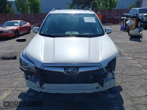 2020 Subaru Forester Premium with VIN JF2SKAJC8LH569025, listed as a IAAI auction lot 42471901 with 89,458 mi miles and . Bid and sale history available at DreamBid. Image 13.