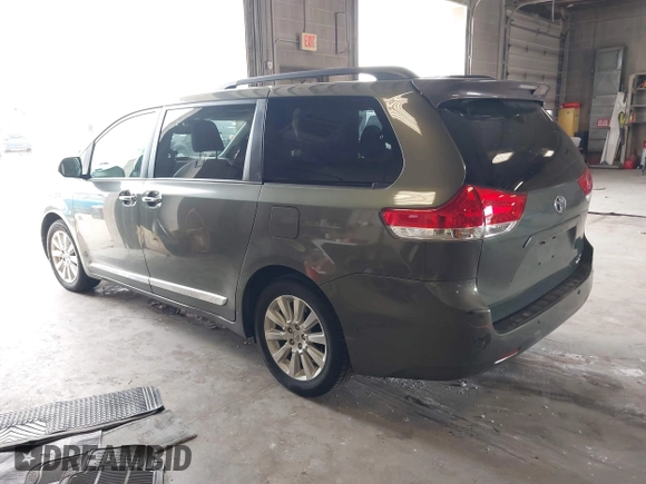 2013 Toyota Sienna XLE with VIN 5TDDK3DC9DS061903, listed as a IAAI auction lot 42067873 with 166,341 mi miles and . Bid and sale history available at DreamBid. Image 3.
