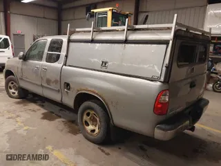 2005 Toyota Tundra SR5 with VIN 5TBBT44115S460209, listed as a IAAI auction lot 41979337 with 207,990 mi miles. Bid and sale history available at carsss.com. Image 3.