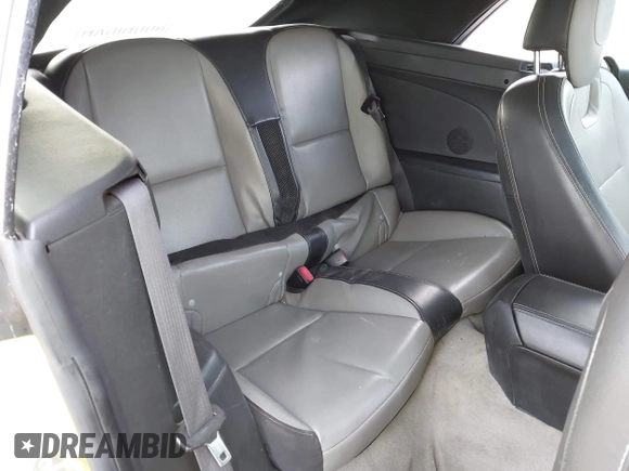 2015 Chevrolet Camaro LT with VIN 2G1FF3D35F9298048, listed as a IAAI auction lot 41649182 with 90,097 mi miles. Bid and sale history available at carsss.com. Image 8.