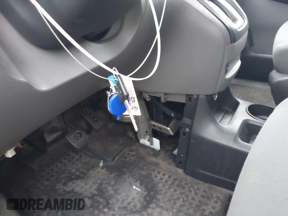 2016 Nissan NV200 S with VIN 3N6CM0KN6GK699936, listed as a IAAI auction lot 41106025 with 175,418 mi miles and . Bid and sale history available at DreamBid. Image 11.