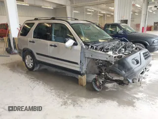 2006 Honda CR-V EX with VIN JHLRD78856C033763, listed as a IAAI auction lot 41715433 with 220,490 mi miles and . Bid and sale history available at carsss.com. Image 1.