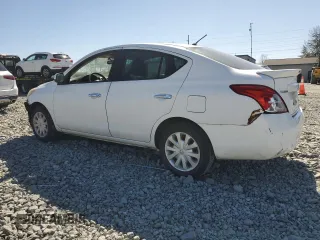 2014 Nissan Versa SV with VIN 3N1CN7AP4EL804009, listed as a Copart auction lot 48556215 with 146,875 mi miles and Salvage Title. Bid and sale history available at carsss.com. Image 2.