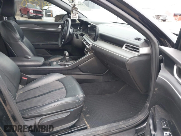 2022 Kia K5 GT-Line z VIN 5XXG64J29NG115786, wystawiony jako IAAI lot #42094520 z przebiegiem 84 234 mil mil oraz . Historia ofert i sprzedaży dostępna na DreamBid. Obrazek 5.