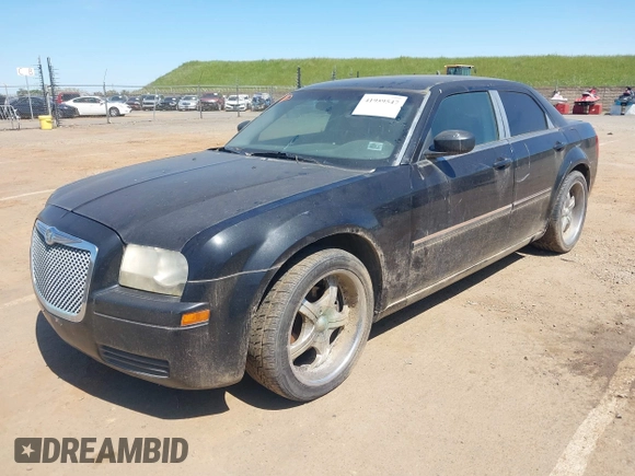2007 Chrysler 300 with VIN 2C3KA43R77H829360, listed as a IAAI auction lot 41959547 with 1 mi miles. Bid and sale history available at carsss.com. Image 2.