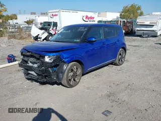 2023 Kia Soul GT-Line with VIN KNDJ53AU3P7208352, listed as a IAAI auction lot 40664100 with 7,484 mi miles. Bid and sale history available at carsss.com. Image 2.