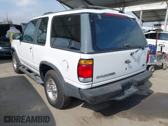 1995 Ford Explorer z VIN 1FMCU22XXSUB84913, wystawiony jako IAAI lot #42117807 z przebiegiem 277 152 mil mil oraz . Historia ofert i sprzedaży dostępna na DreamBid. Obrazek 3.