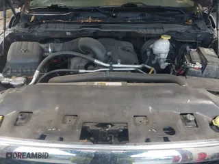 2019 Ram 1500 Classic Big Horn with VIN 1C6RR6TT6KS712064, listed as a IAAI auction lot 41721460 with 121,399 mi miles. Bid and sale history available at carsss.com. Image 10.