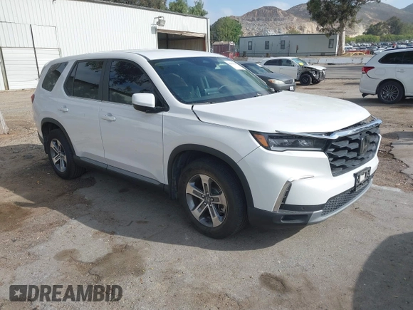 2023 Honda Pilot EX-L z VIN 5FNYG2H47PB015673, wystawiony jako IAAI lot #42192426 z przebiegiem 22 617 mil mil oraz . Historia ofert i sprzedaży dostępna na DreamBid. Obrazek 1.