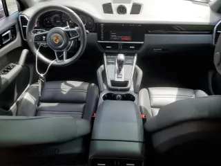 2019 Porsche Cayenne z VIN WP1AA2AY2KDA06944, wystawiony jako Copart lot #58266535 z przebiegiem 52 027 mil mil oraz Szkoda całkowita • Salvage title. Historia ofert i sprzedaży dostępna na DreamBid. Obrazek 8.