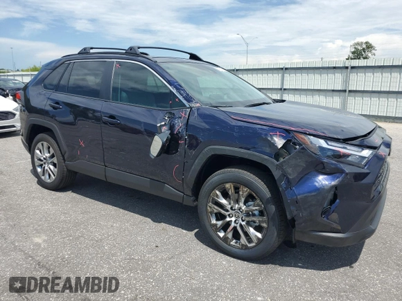 2025 Toyota RAV4 XLE Premium z VIN 2T3A1RFVXSW561913, wystawiony jako Copart lot #64755135 z przebiegiem 216 mil mil oraz Szkoda całkowita • Salvage title. Historia ofert i sprzedaży dostępna na DreamBid. Obrazek 4.