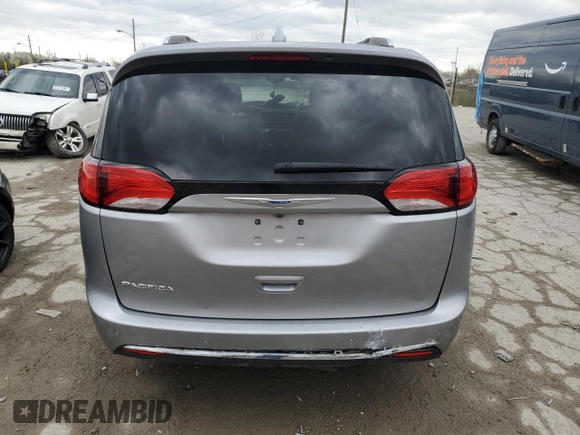 2018 Chrysler Pacifica Touring L with VIN 2C4RC1BG3JR217693, listed as a Copart auction lot 51582155 with 113,107 mi miles and Salvage Title. Bid and sale history available at DreamBid. Image 6.