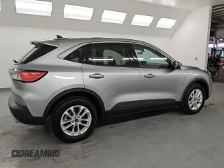 2021 Ford Escape SE Hybrid with VIN 1FMCU9BZ2MUB26923, listed as a Copart auction lot 53339275 with 31,895 mi miles and Clean title. Bid and sale history available at DreamBid. Image 3.