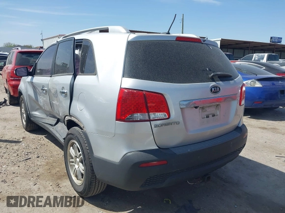 2012 Kia Sorento LX with VIN 5XYKT4A67CG233771, listed as a IAAI auction lot 41808416 with 155,788 mi miles. Bid and sale history available at carsss.com. Image 3.
