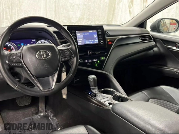 2023 Toyota Camry SE z VIN 4T1G11BK3PU075080, wystawiony jako Copart lot #58753195 z przebiegiem 106 506 mil mil oraz Czysty tytuł • Clean title. Historia ofert i sprzedaży dostępna na DreamBid. Obrazek 9.