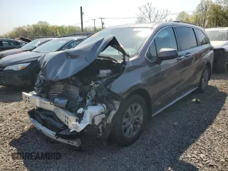 2021 Toyota Sienna XLE with VIN 5TDYRKECXMS046641, listed as a Copart auction lot 54390605 with 46,605 mi miles and Salvage title. Bid and sale history available at DreamBid. Image 1.