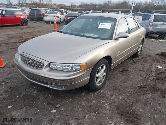 2001 Buick Regal LS with VIN 2G4WB55K711154587, listed as a IAAI auction lot 41532180 with 1 mi miles. Bid and sale history available at carsss.com. Image 2.