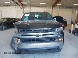 2021 Chevrolet Silverado 1500 LT with VIN 3GCUYDED4MG215721, listed as a IAAI auction lot 42034374 with 61,089 mi miles and . Bid and sale history available at DreamBid. Image 12.