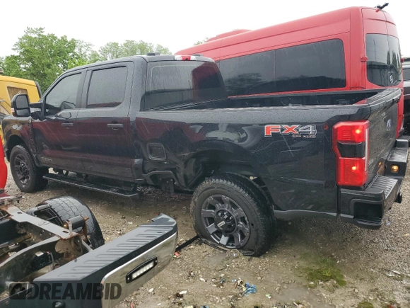 2024 Ford F-350 XL with VIN 1FT8W3BT2REE03102, listed as a Copart auction lot 54721015 with 220 mi miles and Salvage title. Bid and sale history available at DreamBid. Image 2.