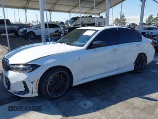 2024 BMW 3 Series 330e with VIN 3MW39FF05R8D89036, listed as a IAAI auction lot 41636274 with 17,513 mi miles and . Bid and sale history available at DreamBid. Image 17.