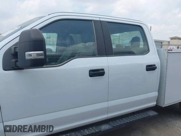 2022 Ford Super Duty F-250 SRW XL with VIN 1FD7W2B63NEF35601, listed as a IAAI auction lot 42159378 with 133,799 mi miles. Bid and sale history available at carsss.com. Image 14.