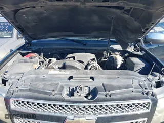 2011 Chevrolet Avalanche LTZ with VIN 3GNMCGE00BG391196, listed as a IAAI auction lot 41447134 with 248,991 mi miles. Bid and sale history available at carsss.com. Image 10.