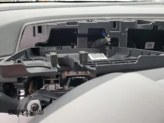 2019 Hyundai NEXO Limited z VIN KM8J84A69KU000643, wystawiony jako Copart lot #84885624 z przebiegiem Nie podano mil oraz Szkoda całkowita • Salvage title. Historia ofert i sprzedaży dostępna na DreamBid. Obrazek 9.