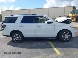 2023 Ford Expedition Limited with VIN 1FMJU1K81PEA15276, listed as a IAAI auction lot 41606560 with 41,570 mi miles. Bid and sale history available at carsss.com. Image 13.