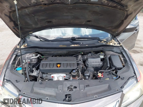 2013 Acura ILX Technology with VIN 19VDE1F70DE002429, listed as a IAAI auction lot 41921425 with 180,579 mi miles and . Bid and sale history available at DreamBid. Image 10.
