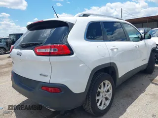 2018 Jeep Cherokee Latitude with VIN 1C4PJLCX3JD551801, listed as a IAAI auction lot 42226643 with 89,246 mi miles and . Bid and sale history available at DreamBid. Image 4.