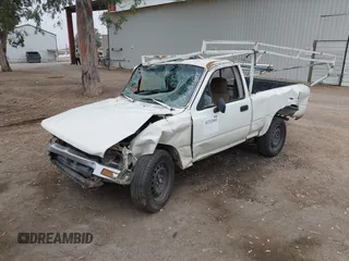 1989 Toyota Pickup DX с VIN JT4RN81P9K0023637, выставлен на аукционе IAAI как лот 42498482 с пробегом 218 937 миль миль и . История ставок и продаж доступна на DreamBid. Изображение 2.