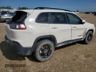 2019 Jeep Cherokee Latitude z VIN 1C4PJMCB2KD452964, wystawiony jako Copart lot #62410225 z przebiegiem 207 024 mil mil oraz Czysty tytuł • Clean title. Historia ofert i sprzedaży dostępna na DreamBid. Obrazek 3.