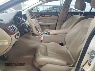 2012 Mercedes-Benz CLS 550 z VIN WDDLJ7DB1CA010670, wystawiony jako Copart lot #52570125 z przebiegiem 103 261 mil mil oraz Szkoda całkowita • Salvage title. Historia ofert i sprzedaży dostępna na DreamBid. Obrazek 7.