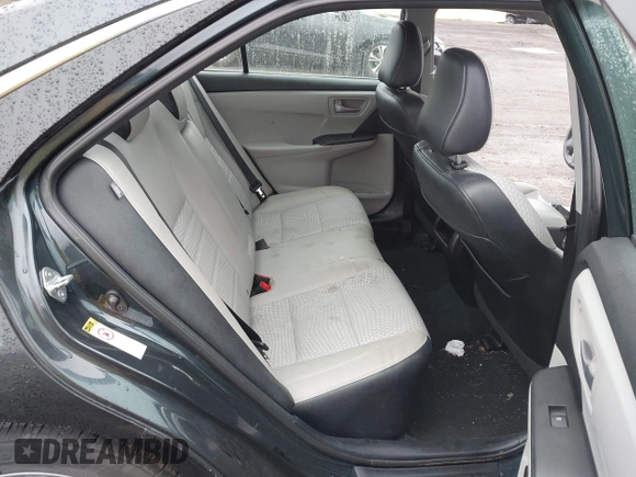 2015 Toyota Camry XLE with VIN 4T1BF1FK1FU087653, listed as a IAAI auction lot 41942940 with 180,274 mi miles. Bid and sale history available at carsss.com. Image 8.