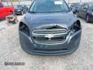 2016 Chevrolet Trax LT with VIN 3GNCJPSB2GL164579, listed as a IAAI auction lot 40984794 with 114,717 mi miles. Bid and sale history available at carsss.com. Image 6.